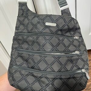 Baggallini Black Patterned Crossbody Bag